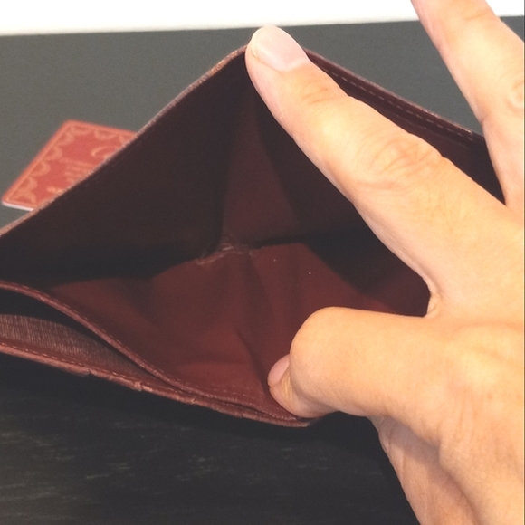 Sold!!!Cartier wallet - Picture 12 of 14